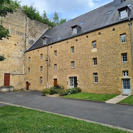 Aux Remparts Du Chateau Sedan Eksteriør bilde